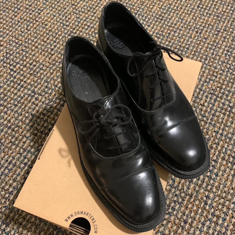 Dr Martens Henrietta in Black